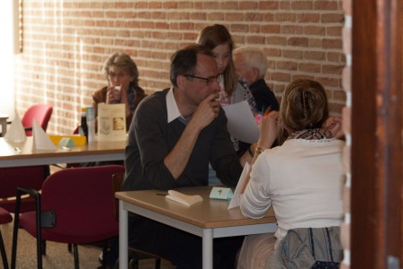 Voor de kinderen een kleur- en puzzelplaat